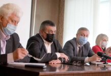 Вінницька райрада виконала вимоги закону по передачі районної лікарні