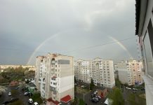 На Великдень у Вінниці з’явилась подвійна веселка. ФОТО