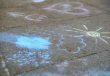 В Україні збережеться тепла дощова погода