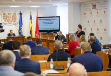 У Вінниці не знайшлось коштів на харчування дітей 1-4 класів при бюджеті міста п’ять мільярдів гривень