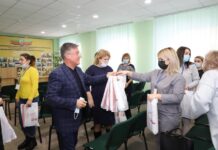 На Вінниччині підопічні терцентрів отримали святові подарунки