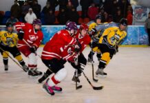 У Вінниці відбувається чемпіонат аматорських хокейних команд