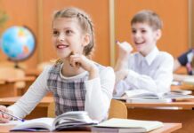 З понеділка вінницькі школярі повертаються до звичайної форми навчання