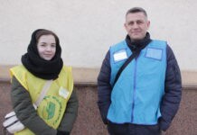 У Вінниці ще від вокзалу евакуйованих підтримують соціальні працівники та психологи