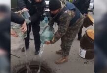 На Вінниччині поліцейські протидіють незаконному продажу алкогольних напоїв в умовах воєнного стану. Відео