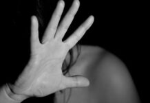 На Вінниччині взяли під варту чоловіка, якого підозрюють у зґвалтуванні неповнолітньої переселенки