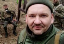 Сьогодні у місті прощатимуться з воїном вінничанином Богданом Кокошко