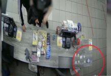 У Вінниці затримали раніше судимого чоловіка за крадіжку мобільного телефону в продавчині крамниці. Відео