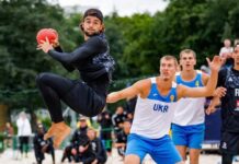 Вінничанин у складі національної збірної виборов бронзу на Чемпіонаті Європи-2022 з пляжного гандболу