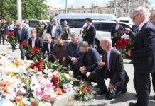 Посли 16-ти країн Європейського Союзу, Ізраїлю і Швейцарії відвідали Вінницю та вшанували жертв російського теракту