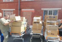 Дві тони допомоги медичного призначення отримала лікарня у Вінниці від радомського пункту допомоги Україні за сприяння американського фонду DTCare