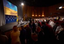 Президент вручив родині загиблого Героя з Вінниччини орден «Золота Зірка»