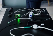 У Вінниці на підприємстві УТОС виготовляють звукові маячки для сліпих