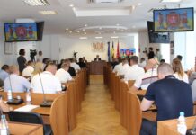 У Вінниці відбулась сесія міськради, куди розподілили кошти та яке рішення прийняли по пологовому будинку №2