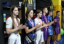 У Вінниці винагородили юнаків та дівчат призерів Чемпіонату світу зі змішаних єдиноборств ММА. Відео