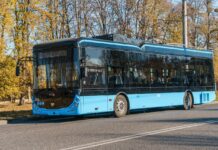 У Вінниці вийшов на лінію новий тролейбус VinLine з автономним ходом