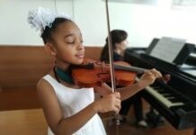 Юна вінницька скрипалька перемогла у Міжнародному фестивалі-конкурсі мистецтв «Dance Song Fest 2022»