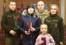 На Вінниччині вручили ордени «За мужність» сім’ям двох загиблих Героїв