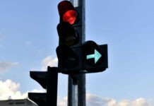 У Вінниці на 11 перехрестях світлофори працюватимуть від автономних блоків живлення