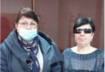 У Вінниці працює служба супроводу незрячих, як замовити послугу