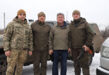 Народний депутат з Вінниччини поділився світлинами вінничан, які боронять країну на Сході