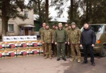 З Вінниччині відправили для бригади Нацгвардії автівки, квадрокоптери та генератори Червона калина