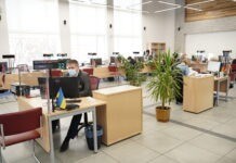 Від сьогодні в «Прозорих офісах» Вінниці відновили послуги з реєстрації автівок