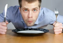 Чого не варто робити на голодний шлунок розповів вінницькій лікар порожній шлунок