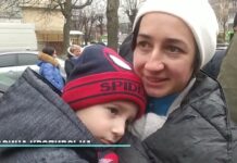 У Вінниці відбувся мітинг за збереження другого пологового будинку. Відео