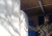 Колектив Вінницької птахофабрики розробив та відправив військовим пересувний побутовий комплекс. Відео