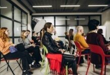 Досвідчені вінницькі фотографи поділилися тонкощами професії з новачками Майстер-клас