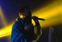 Queen, Metallica та Rammstein українською звучали у Вінниці Grandma's Smuzi