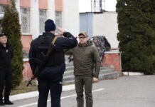 Вінницькі поліцейські поїхали на деокуповані території Харківщини Національна поліція