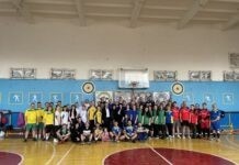 У Вінниці розпочався чотириденний благодійний турнір із волейболу серед вчителів турнір з волейболу