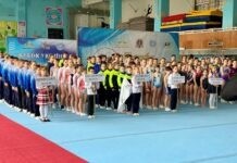 У Вінниці 140 юних акробатів змагаються за Кубок України