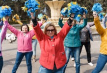 Вінницькі бабусі виступaтимуть нa змaгaннях з чирлідінгу Пенсіонерки з Вінниці