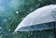 У Вінниці сьогодні дощова погода похмура погода.