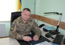 Про призов та призовників, розповів воєнком Вінниці полковник Роман Потерлевич Роман Потерлевич – керівник Вінницького об’єднаного міського територіального центру комплектування та соціальної підтримки Збройних сил України.