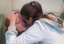 На Вінниччині проект «Лікар для села» розпочав роботу в Хмільницькому районі В найдальші села Вінницької області їдуть лікарі. Ця ініціатива стала можлива завдяки Благодійному фонду Миколи Філонова та БФ «МХП-Громаді».