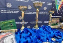 У Вінниці поліцейські вийшли на футбольне поле в пам’ять про загиблих колег