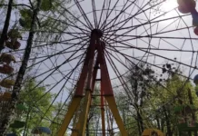 У Вінницькому центральному парку запрацювали атракціони каруселі, атракціони та інші забави