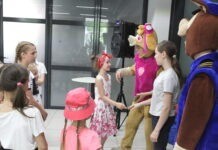 Активні ігри, смаколики та подарунки: у Вінниці для дітей з малозахищених верств населення провели свято Місто змістів