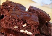 Вишукані пісні солодощі й десерти на свято й будень Бананові брауні з горіхами