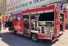 Вінницькі рятувальники отримали від міста-побратима Карлсруе пожежну машину пожежну машину