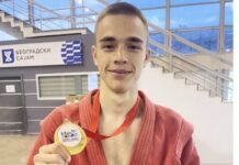 Вінничанин Антон Додон виборов «золото» в змаганнях з самбо Антон Додон