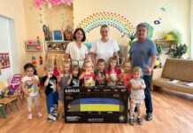 Ладижинський дитячий садочок отримав новеньку плазму