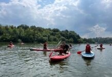 У Вінниці діти-переселенці можуть долучитися до катання на SUP-дошках і приготувати хачапурі катання на SUP-дошках