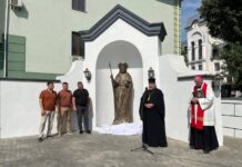 У Вінниці відкрили відправну точку святого Якова – культурний маршрут приверне паломників скульптура святого Якова