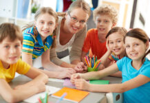 Найменших мешканців Вінниці запрошують до різноманітних гуртків у Вінницькому міському палаці дітей та юнацтва Вінницький міський палац дітей та юнацтва