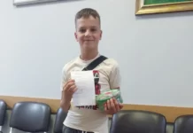 Данило Білоус та його друзі з Вінниччини виготовляють прикраси, щоб підтримати українську армію Данило Білоус